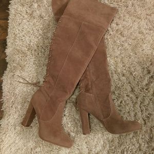 Cassandra Corset back boots size 10